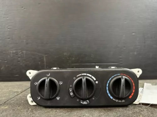2007-2010 Jeep Wrangler AC Heater Climate Temperature Control OEM 07-10 - Used