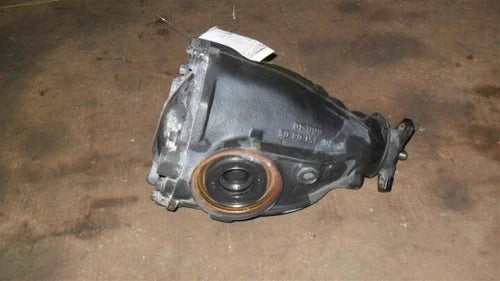 2004-2008 Chrysler Crossfire Rear Differential Carrier Assembly OEM - Used