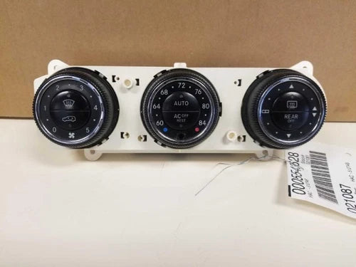 2002-2003 Mercedes ML320 ML500 Heater AC Climate Control 1638205689 OEM 02 03 - Used