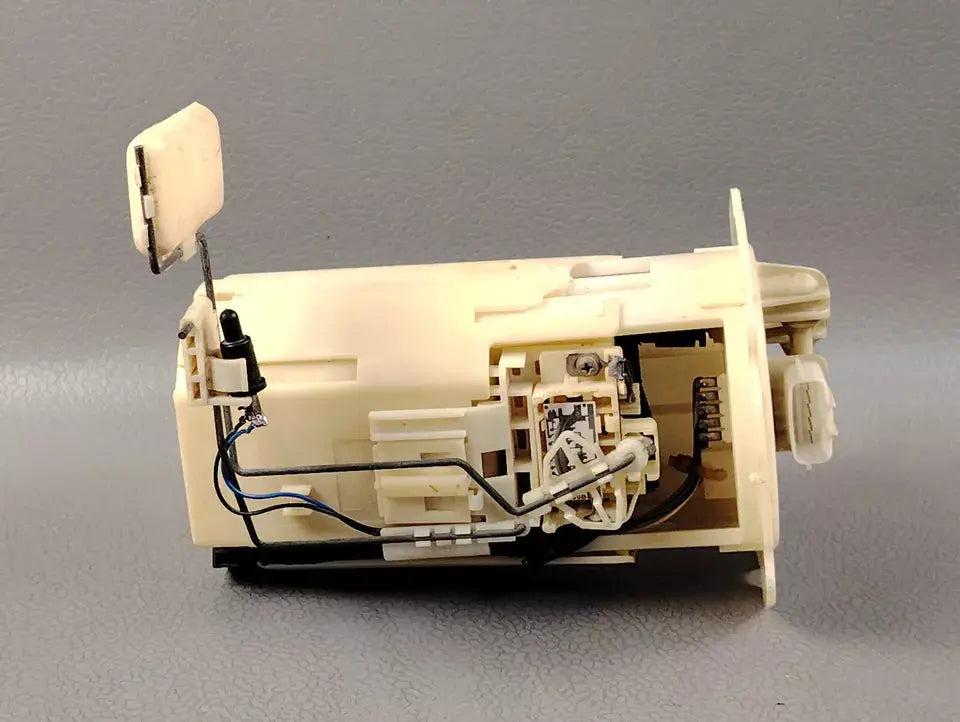 2000-2001 Nissan Maxima Fuel Pump 3.0L Assembly OEM Warranty - Used
